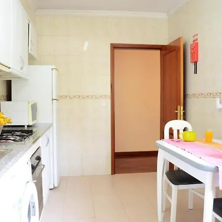 With 2 Bedrooms In Funchal With Wonderful Sea View Furnished Garden And Wifi 8 Km From The Beach